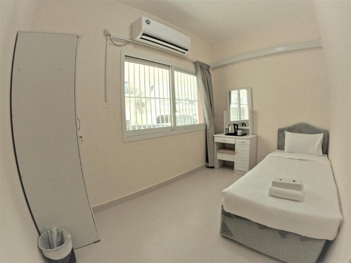 Hor Al Anz Star Residence - Home Stay Дубай Екстериор снимка